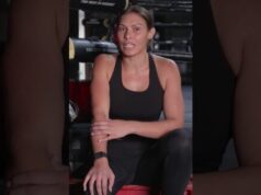 Siga Che Kenneally nos bastidores enquanto ela parece prestes a derrotar Danielle Perkins. Somente @Inventors – Notícias do encaixotamento