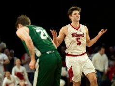 O número 22 de Miami (Ohio) pretende permanecer invicto, enfrentando o leste de Michigan