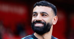 O Liverpool tem que substituir o flop 3/10 que está no nível da Liga Europa