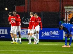 Os meninos do AZ conquistaram um ponto contra o FC Den Bosch nos acréscimos. O Alkmaar marcou logo no primeiro toque de bola.