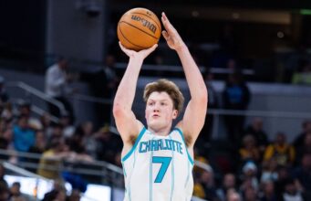 Kon Knuppel, do Hornets, estabeleceu o recorde estreante de 3 pontos com 207.