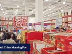 O Sam’s Club do Walmart quebra a fórmula do mercado chinês mesmo quando os varejistas estrangeiros fecham lojas.
