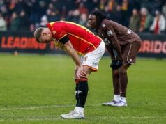 Telstar ganhou um ponto no Go Ahead depois de marcar nos acréscimos. quem é um goleiro importante para os visitantes