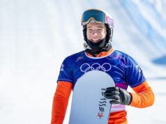 Glenn de Blois, um snowboarder que mora em um hotel antigo e está gravemente ferido, não trocaria sua vida por ninguém.