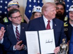 Trump ordena que Pentágono compre eletricidade a carvão | Notícias de Donald Trump