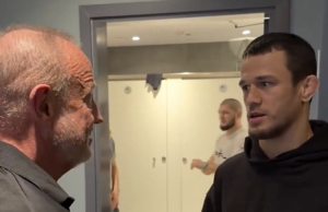 Usman Nurmagomedov prometeu ao árbitro Kerry Hatley que encerraria o jogo com Alfie Davis.