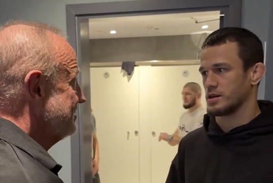 Usman Nurmagomedov prometeu ao árbitro Kerry Hatley que encerraria o jogo com Alfie Davis.