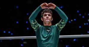 Mikey Musumeci convoca Arman Tsarukyan para lutar uma luta livre.