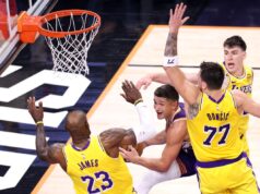 Lakers perdeu para o Suns após gol de Royce O’Neale