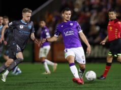 Perth Glory confirma saída do meio-campista Taras Gomulka e empréstimo do zagueiro Keelan Majikodonmi