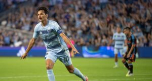 Sporting KC troca F Daniel Saloi de Toronto