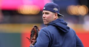 “Relatórios: Padres dão a Ty France e Walker Buehler acordos para ligas menores” .