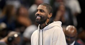 Mavericks G Kyrie Irving dispensou durante a temporada 2026-27.