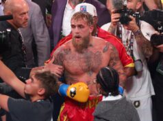 A segunda cirurgia na mandíbula de Jack Paul foi realizada dois meses depois.