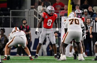 LB Rayville do estado de Ohio quer ser um pass rusher profissional.