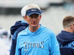 Relatório: Raiders contratam Mike McCoy como assistente técnico