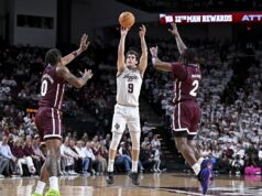 Ruben Dominguez, Texas A&M marcando toque vs.