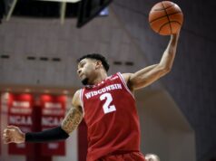 Wisconsin destruiu o 10º lugar do estado de Michigan, eliminando outro inimigo do Top 10