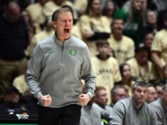 Oregon tentou travar uma derrapagem de 10 jogos contra Penn State enquanto as lesões persistiam