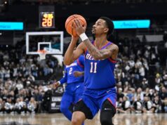 A esperança tardia permite que DePaul encerre a derrapagem de 23 jogos contra Creighton.
