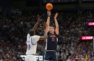 Nº 1 do Kansas se reúne para encerrar a invencibilidade do Nº 1 do Arizona