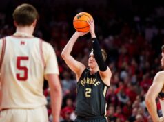 Iowa pretende se inscrever novamente para hospedagem comercial No. 13 Purdue.