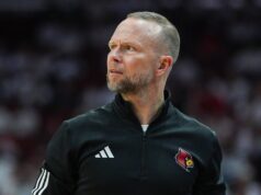 (29 pontos), nº 24 de Louisville atrás de Baylor