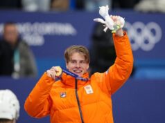 Jens van t Watt, da Holanda, conquistou o segundo ouro na pista curta masculina de 1.500 m.