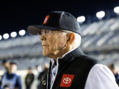 A JGR incluiu Spire em uma ação judicial alterada contra o ex-diretor de competição.