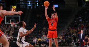 O número 14, Virginia, venceu Georgia Tech pela 7ª vitória consecutiva.