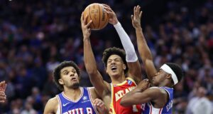 Jalen Johnson tinha 32 quando os Hawks ultrapassaram os 76ers