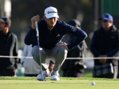 Jacob Bridgman (64) entra na rodada final com um 6 no Genesis Invitational.