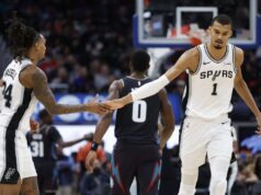 Devin Wessel liderou os Spurs para derrotar os principais Pistons do Leste.