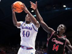 O número 5 do Houston segue para sua terceira consecutiva com o retorno do número 14 do Kansas.