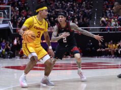 Milan Momselovic estabelece marca de 3 pontos e o quarto lugar do estado de Iowa supera Utah