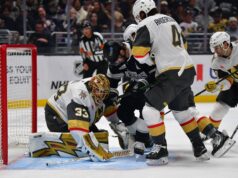 Pavel Dorofev marcou duas vezes na vitória dos Golden Knights sobre os Kings.