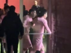 Ele foi procurá-lo em seu camarim e Luis Suárez teve que impedi-lo