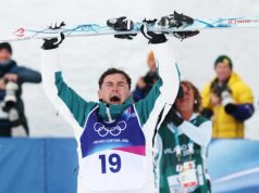 Cooper Woods conquistou a medalha de ouro para a Austrália em Milano Cortina
