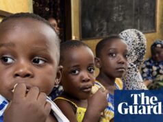 Quedas na saúde e na educação nos países pobres ‘prejudicam o potencial de rendimento’ | Banco Mundial