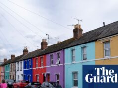 Mercado imobiliário na Inglaterra e no País de Gales ‘mostra sinais provisórios de recuperação’ | Mercado imobiliário