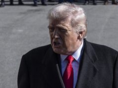 Os militares dos EUA estão prontos para atacar o Irã neste fim de semana se Donald Trump decidir fazê-lo