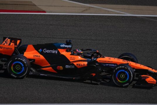 Pastelaria brilha, mas Norris avisa que a McLaren deve trabalhar