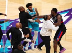Detroit Pistons x Charlotte Hornets expulsa quatro jogadores após briga