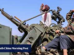 Outrora aliados próximos, o Paquistão e os Taliban afegãos estão agora a trocar fogo. O que deu errado?