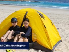 Alguns sinais de lixo depois de encher os acampamentos de Hong Kong para o feriado do Ano Novo Lunar