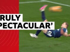 O capitão marcou um chute de bicicleta impressionante contra o Southampton.