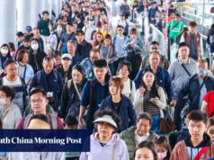 Os hotéis, restaurantes e áreas turísticas de Hong Kong relatam um comércio intenso durante o feriado do Ano Novo Lunar.