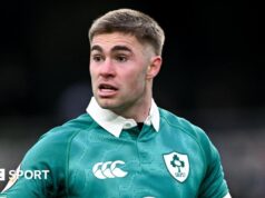 Seis Nações 2026: Jack Crowley começa no meio-campo enquanto a Irlanda faz cinco alterações para a partida contra a Inglaterra.