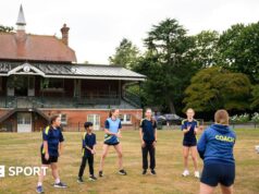 Cem rúpias no nível mais baixo para projetos inclusivos