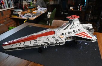 O Republic Attack Cruiser da classe Star Wars Venator é um ótimo conjunto UCS